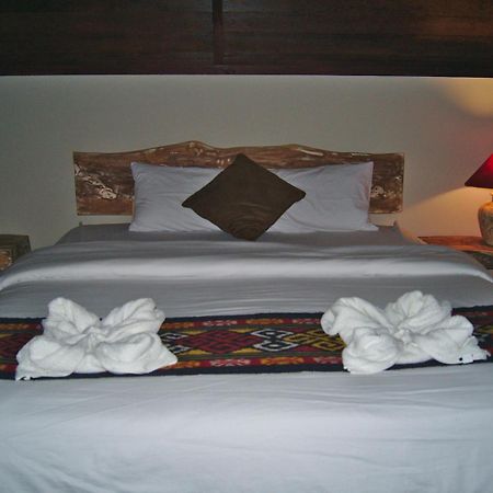 Ghamed Sari Hotel Ngoại thất bức ảnh