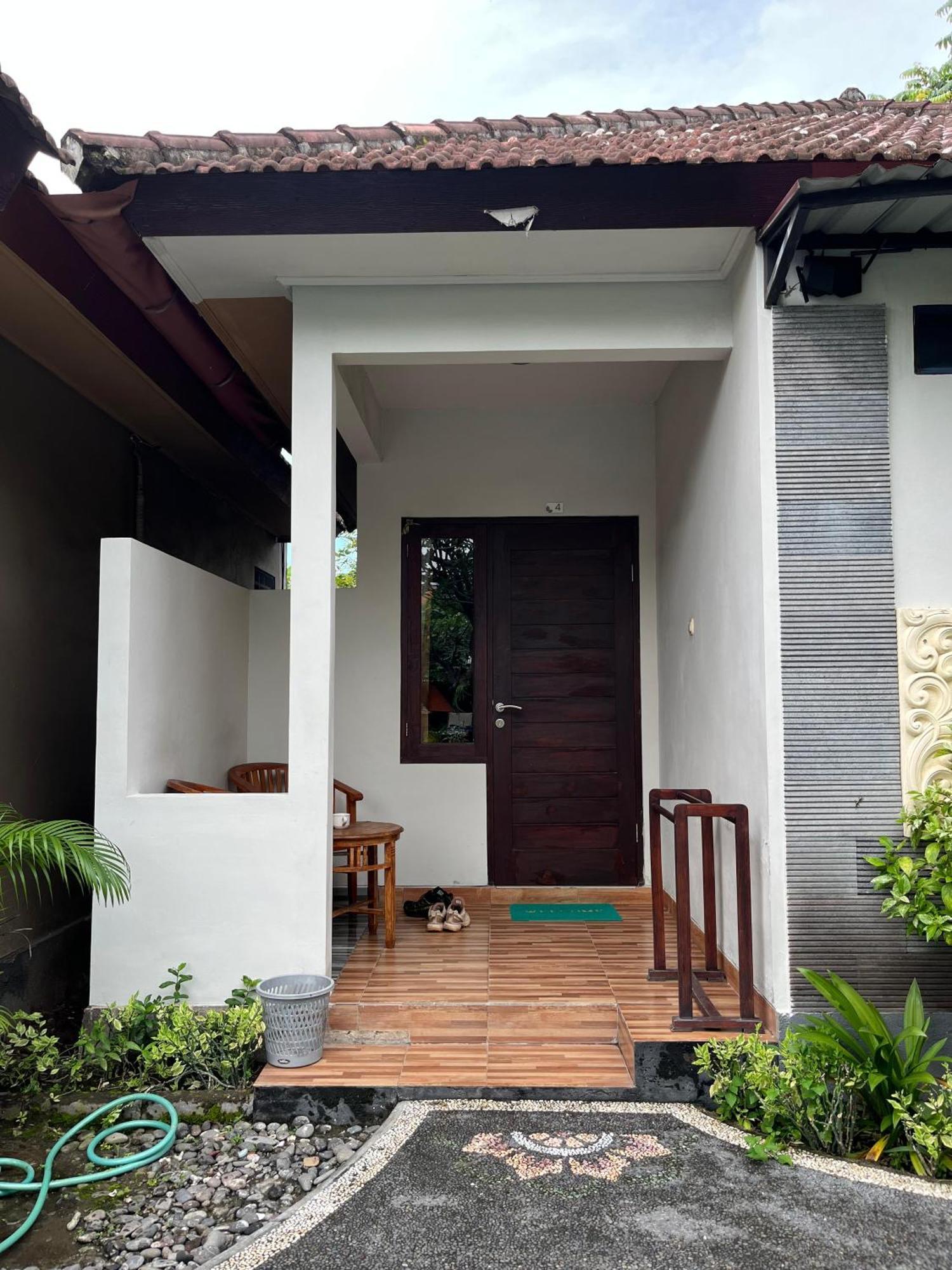 Ghamed Sari Hotel Ngoại thất bức ảnh