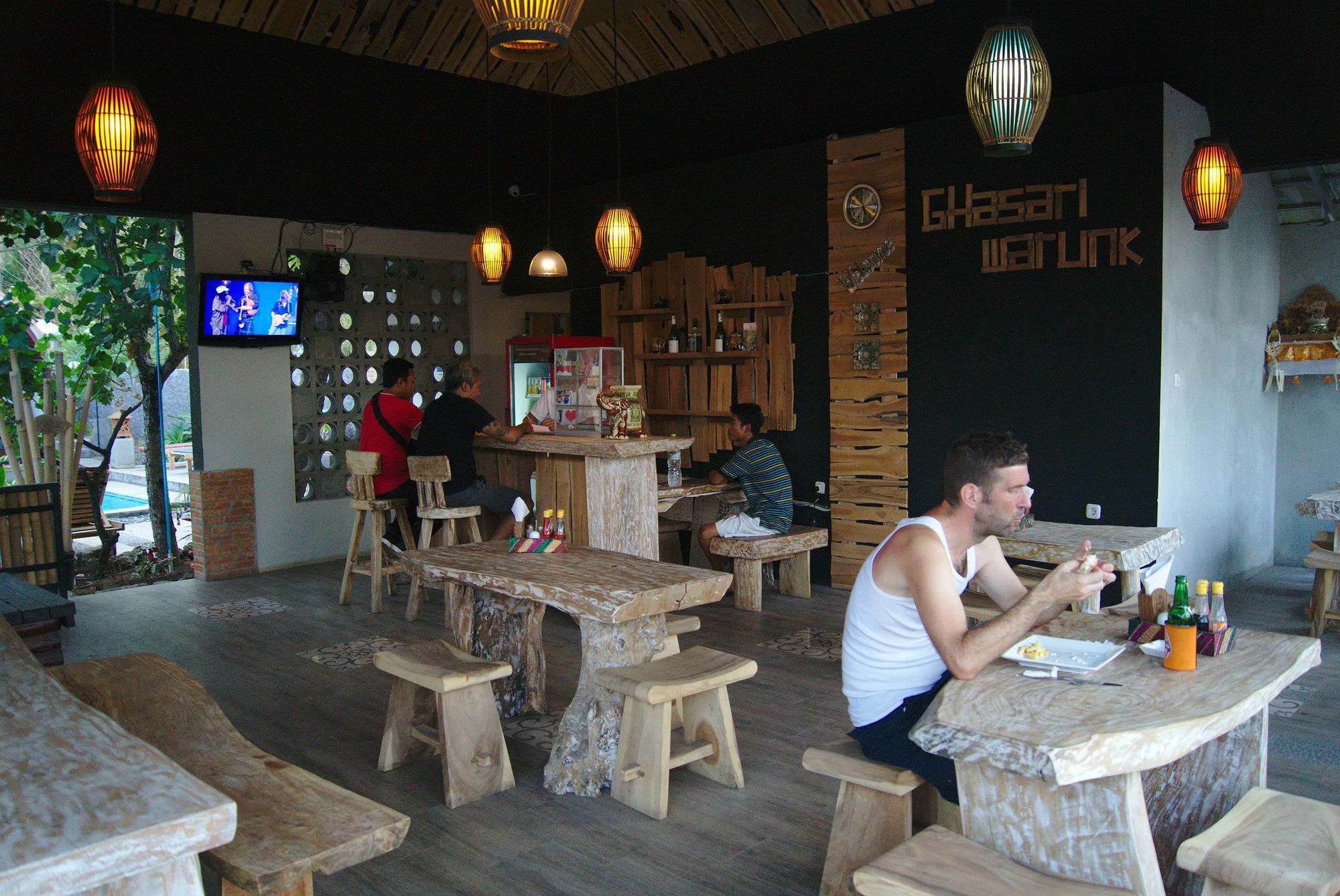 Ghamed Sari Hotel Ngoại thất bức ảnh