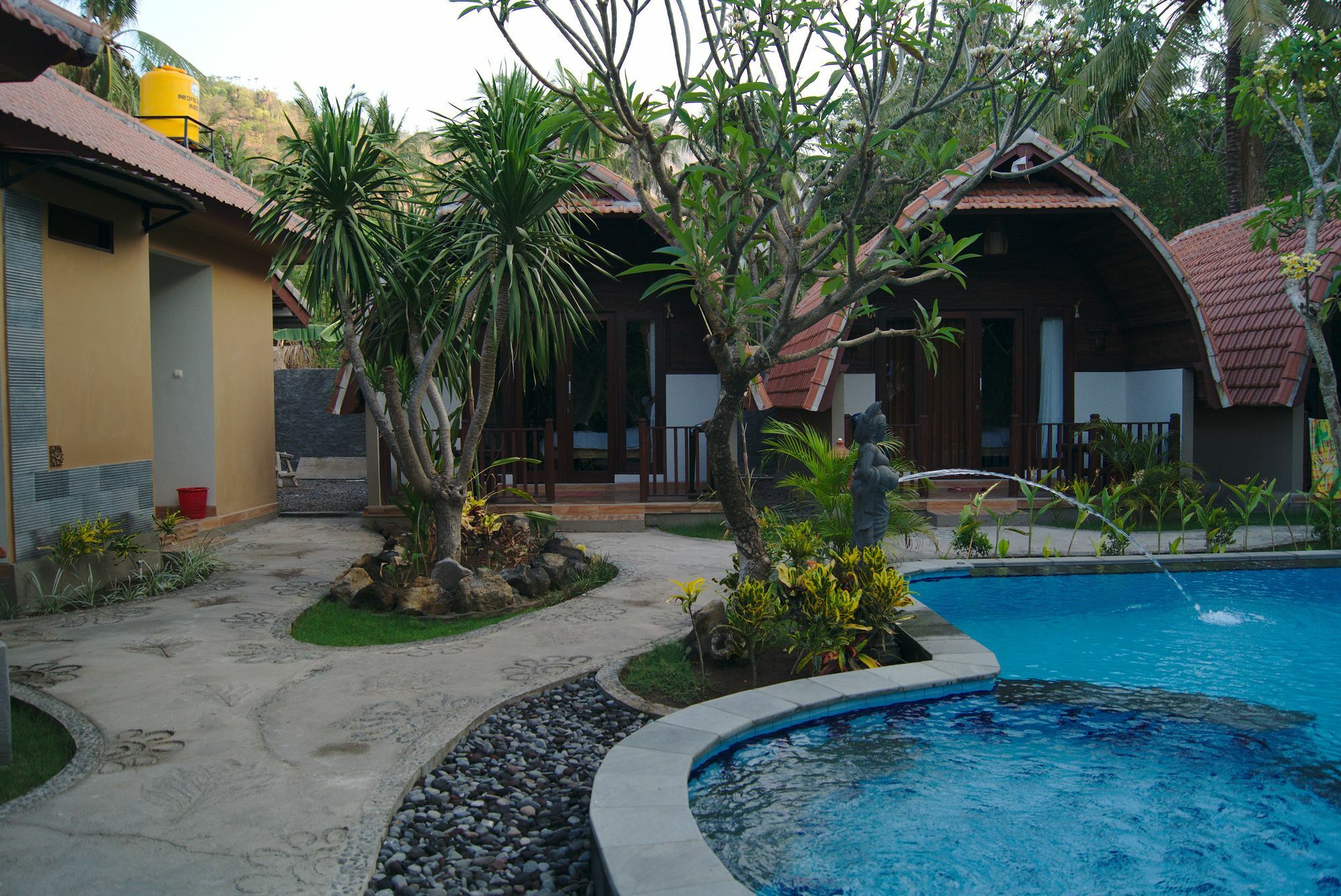 Ghamed Sari Hotel Ngoại thất bức ảnh
