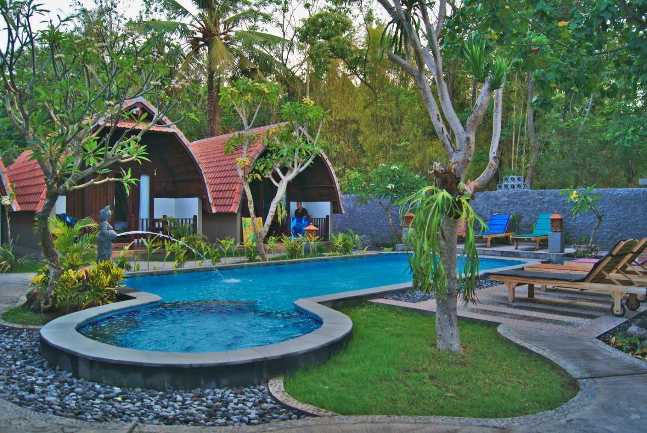 Ghamed Sari Hotel Ngoại thất bức ảnh