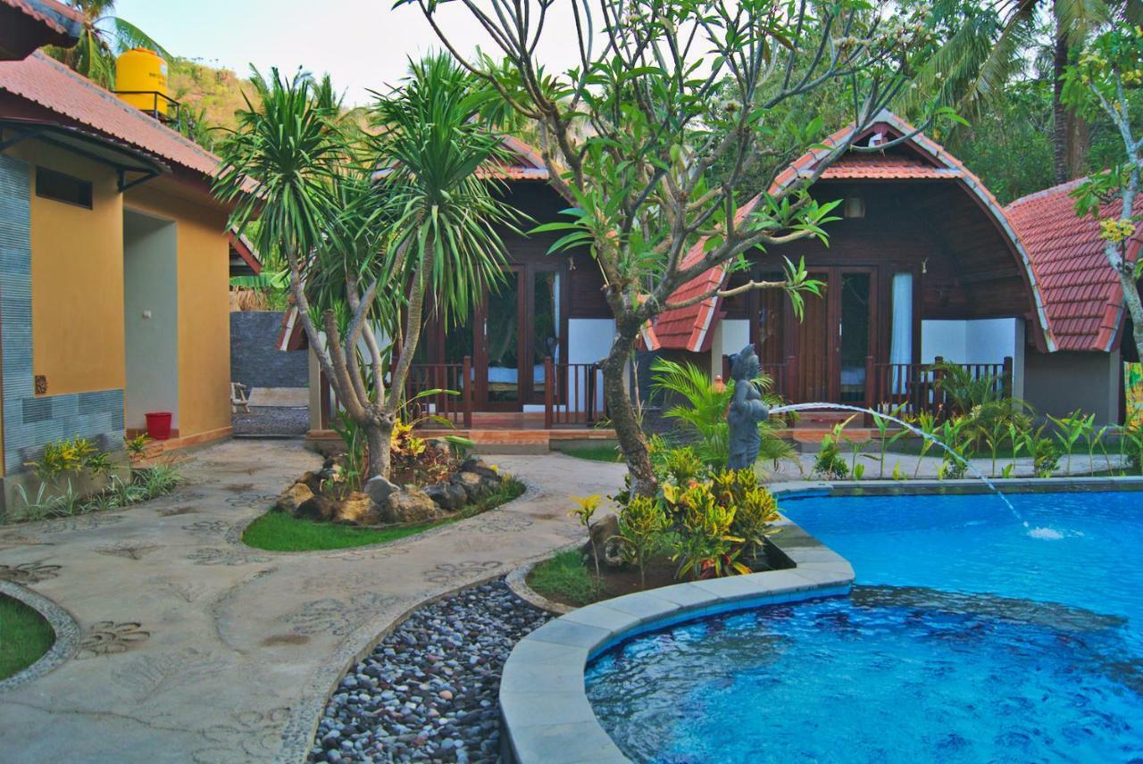 Ghamed Sari Hotel Ngoại thất bức ảnh