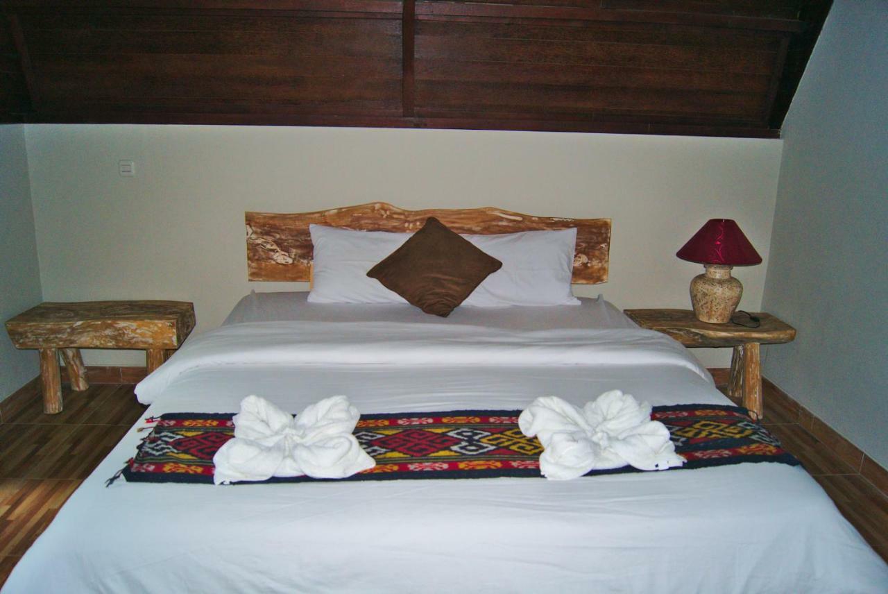 Ghamed Sari Hotel Ngoại thất bức ảnh