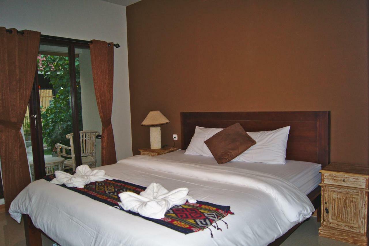 Ghamed Sari Hotel Ngoại thất bức ảnh